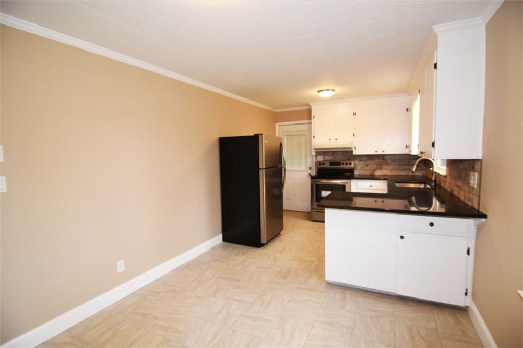 2455 Emmanuel Church Road Conover, NC 28613 - Photo 4 of 17 Gallery Image 4