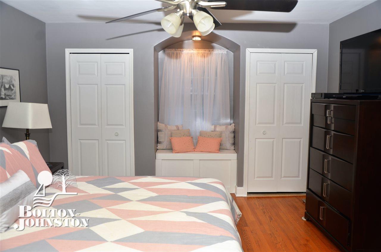 1420 Harvard Road Grosse Pointe, MI 48230 - Photo 11 of 34 31354288-10.JPG