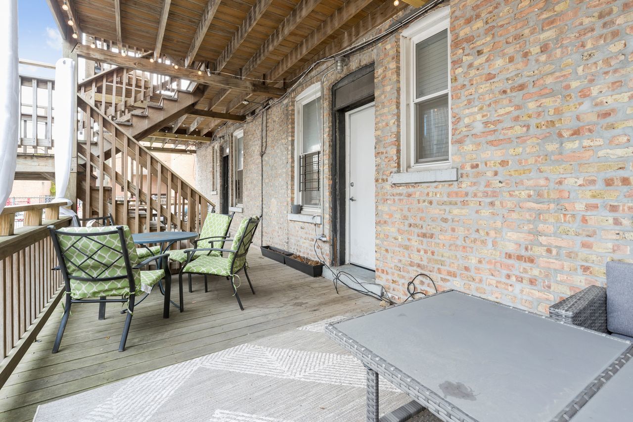 846 West Sheridan Road, Unit 3R Chicago, IL 60613 - Photo 12 of 13