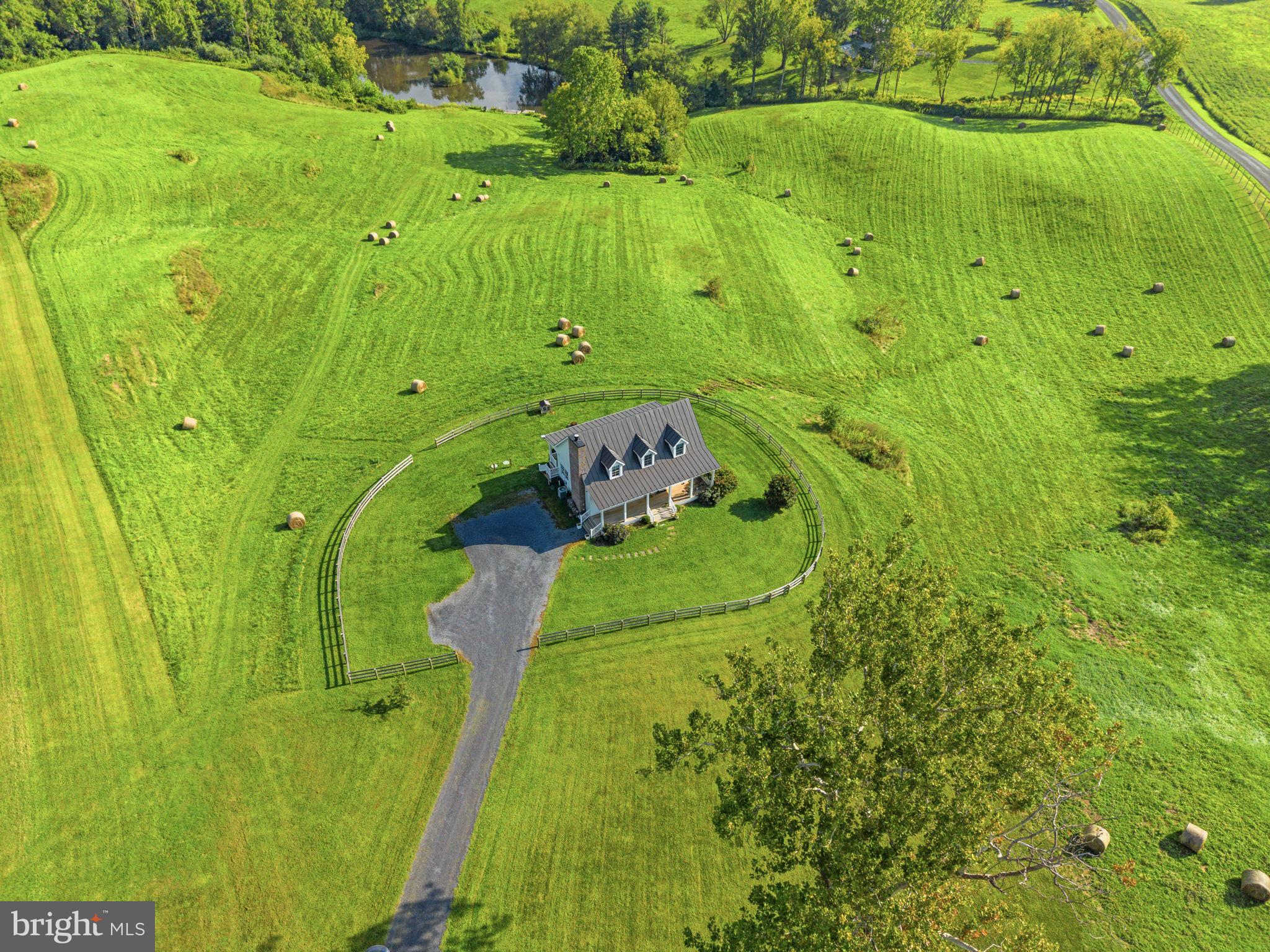 9470 Maidstone Road Delaplane, VA 20144 - Photo 4 of 80 Gallery Image 4