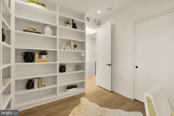 $7,750 | 1005 P Street Northwest, Washington, DC 20001