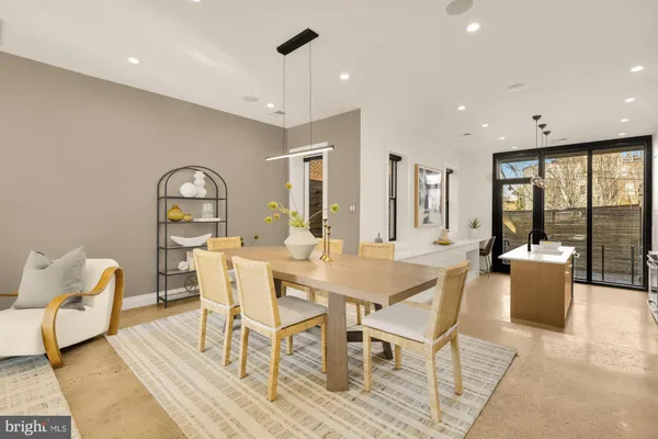 $7,750 | 1005 P Street Northwest, Washington, DC 20001