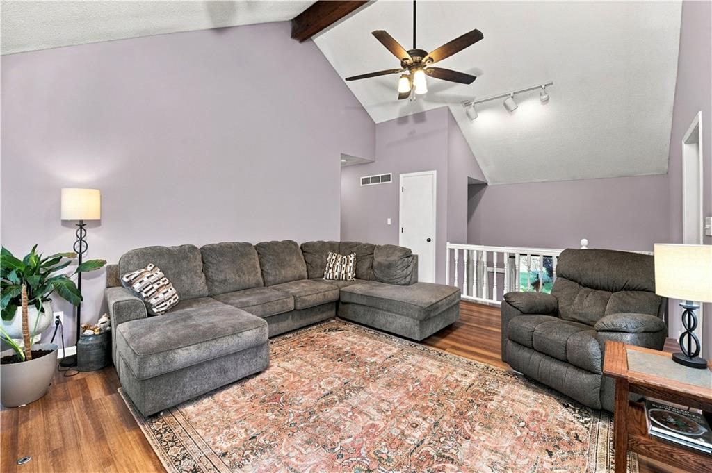 906 Fairview Circle Pleasant Hill, MO 64080 - Photo 8 of 56 Gallery Image 8