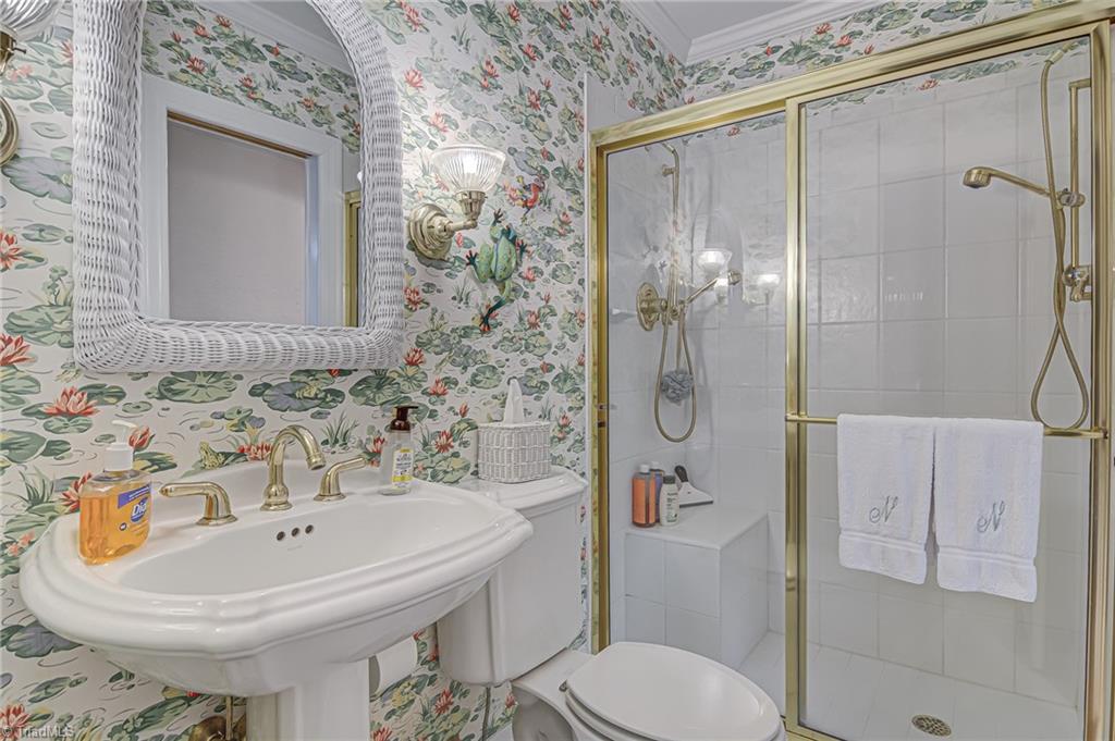 6 Ramsgate Court Greensboro, NC 27410 - Photo 17 of 32 Gallery Image 17