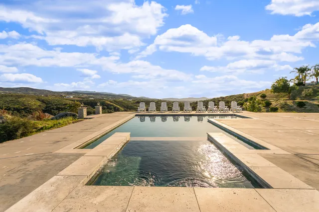 $2,460,000 | 38975 Vista Dawn Court, Temecula, CA 92592