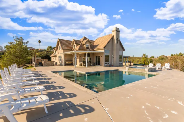 $2,460,000 | 38975 Vista Dawn Court, Temecula, CA 92592