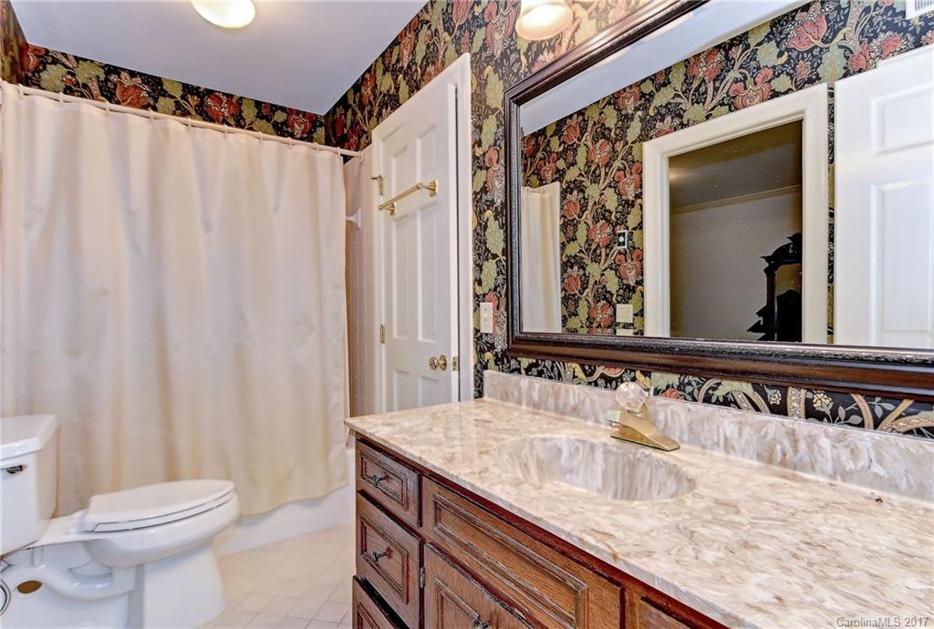 7310 Sardis Road Charlotte, NC 28270 - Photo 16 of 24 Gallery Image 16