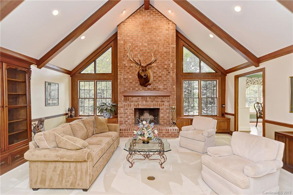 7310 Sardis Road Charlotte, NC 28270 - Photo 5 of 24 Gallery Image 5