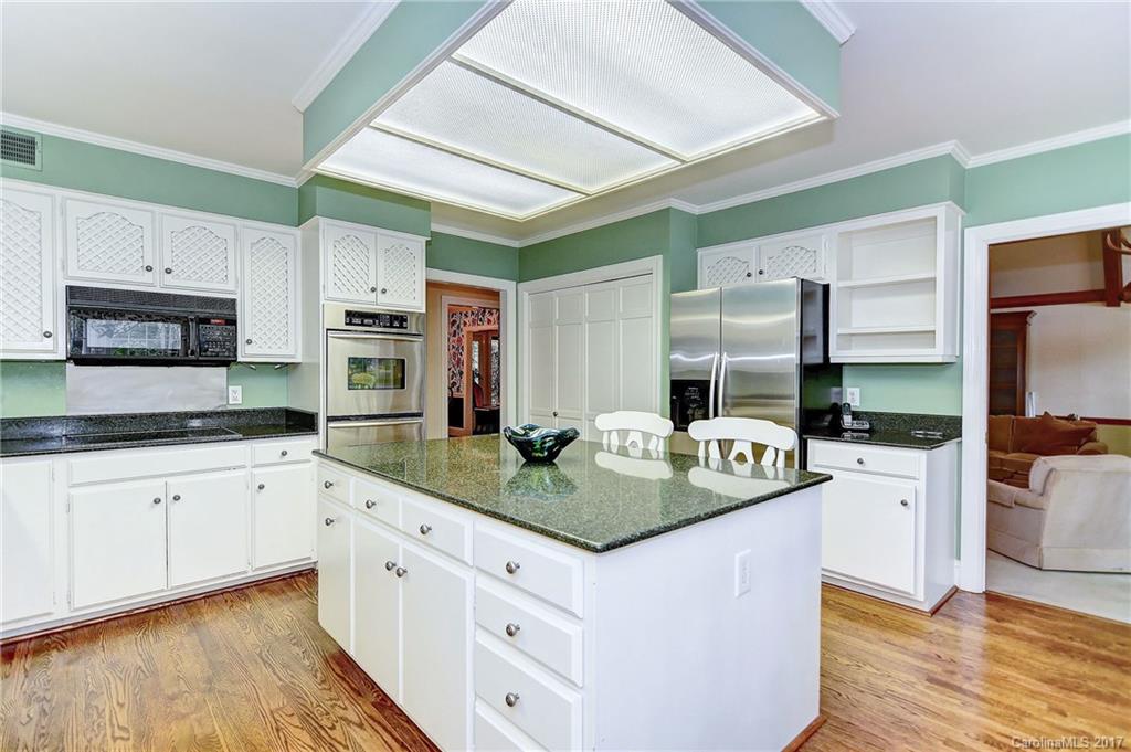 7310 Sardis Road Charlotte, NC 28270 - Photo 8 of 24 Gallery Image 8