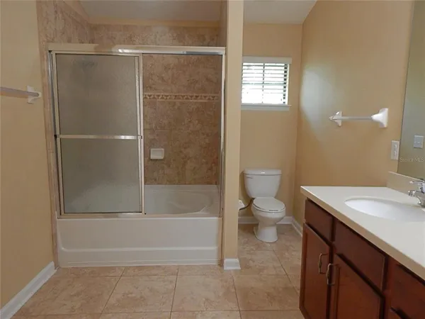 $318,000 | 5716 Kingletsound, Lithia, FL 33547