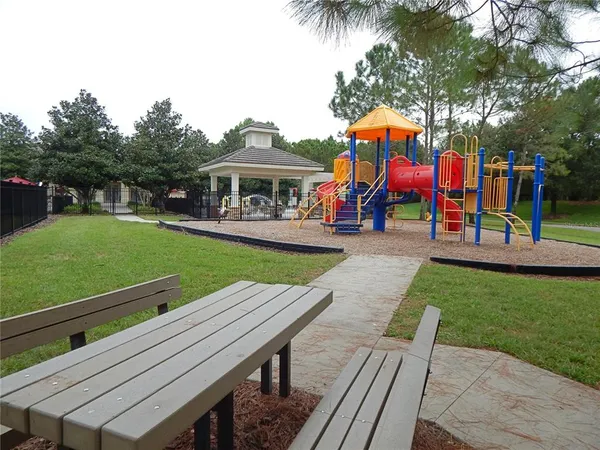 $318,000 | 5716 Kingletsound, Lithia, FL 33547