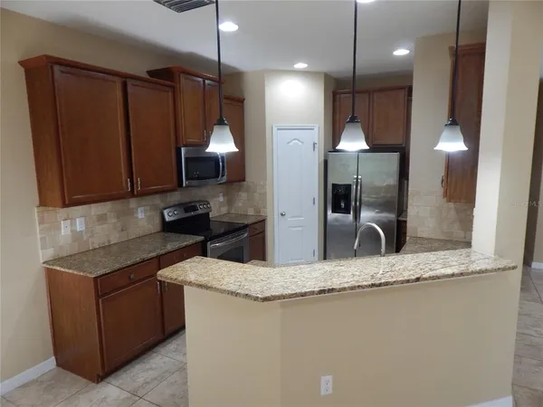 $318,000 | 5716 Kingletsound, Lithia, FL 33547