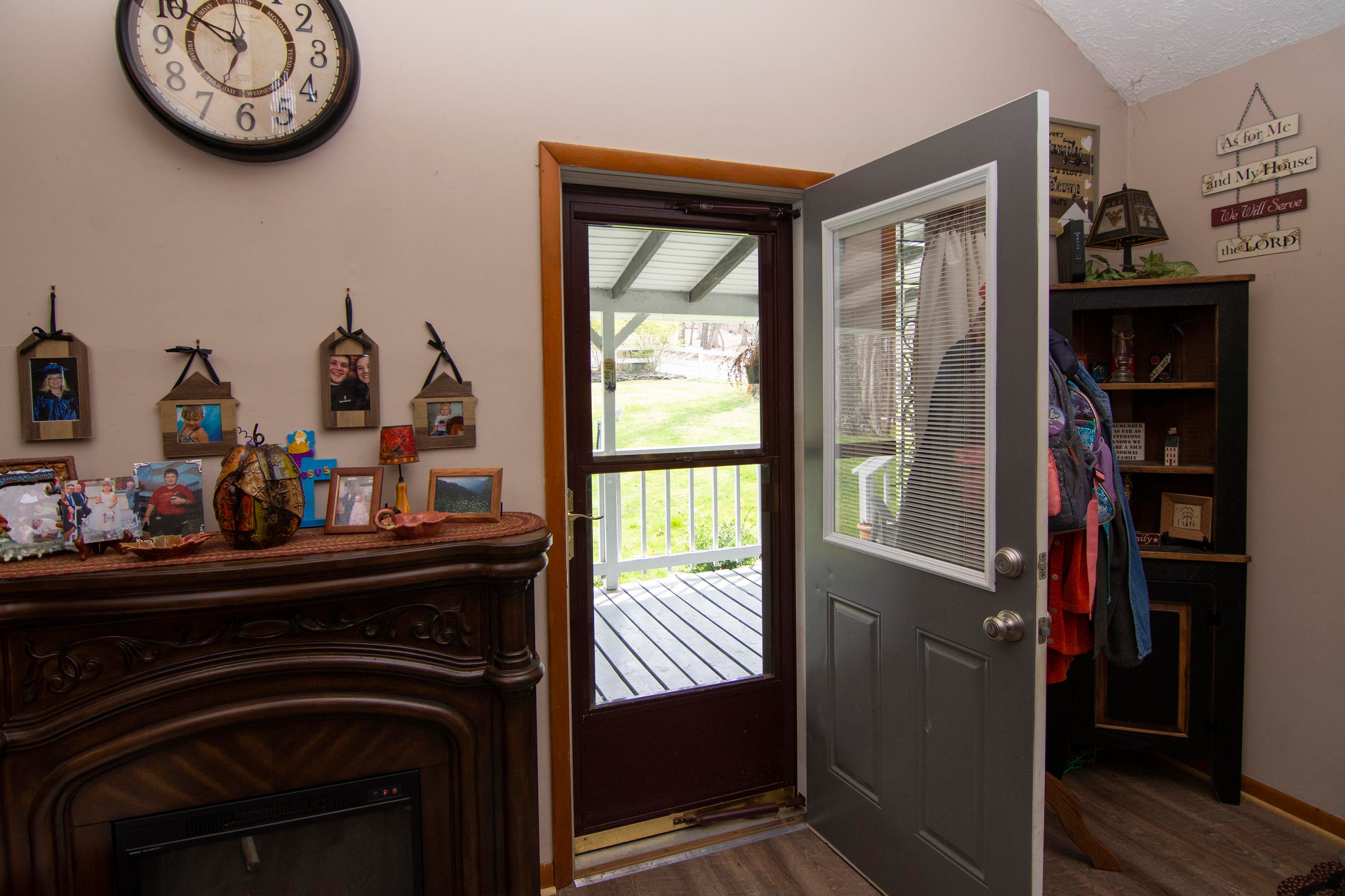 45 Falls Pointe Road Hinton, WV 25951 - Photo 35 of 49 Gallery Image 35