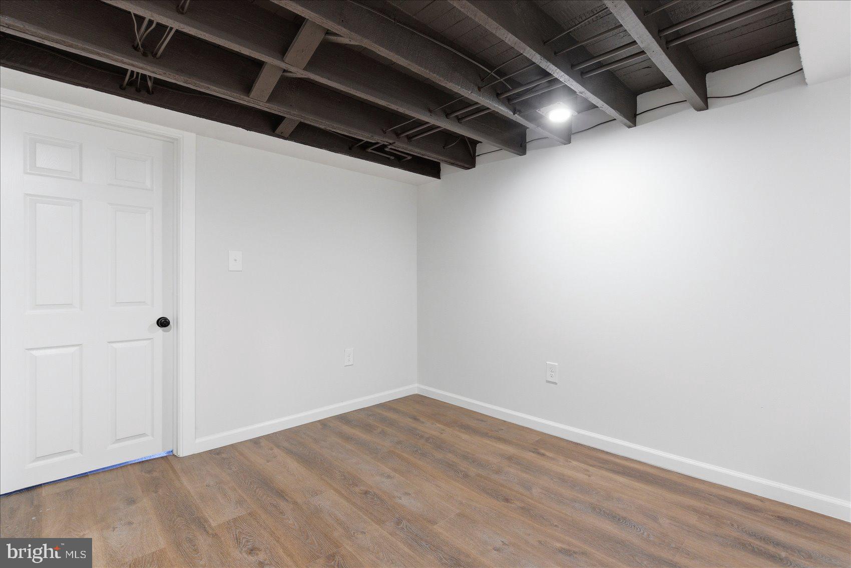 2009 Ruxton Avenue Baltimore, MD 21216 - Photo 16 of 37 a view of small space