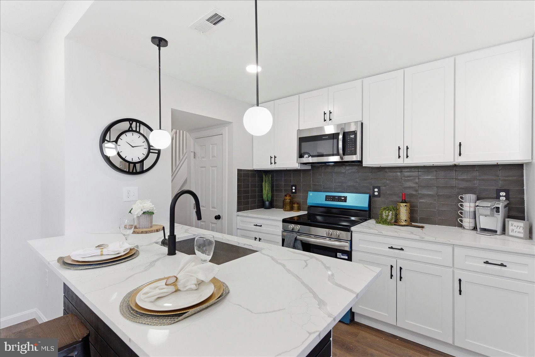 2009 Ruxton Avenue Baltimore, MD 21216 - Photo 9 of 37