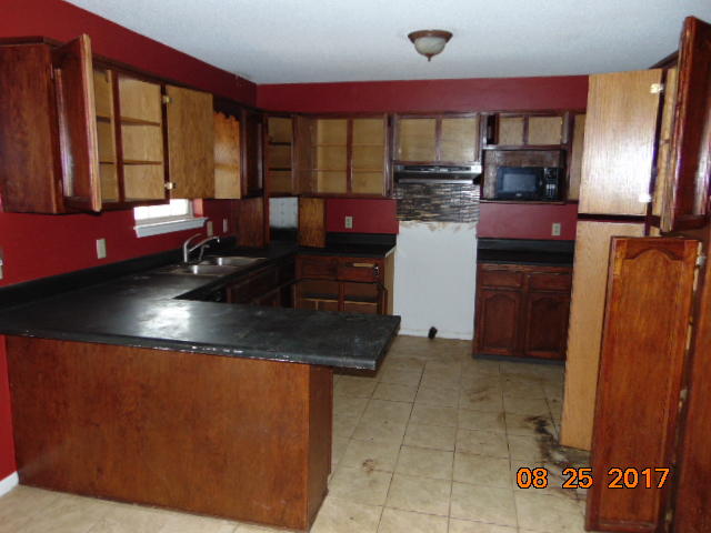 292 Temperance Hall Road Ringgold, GA 30736 - Photo 3 of 8 DSC04105