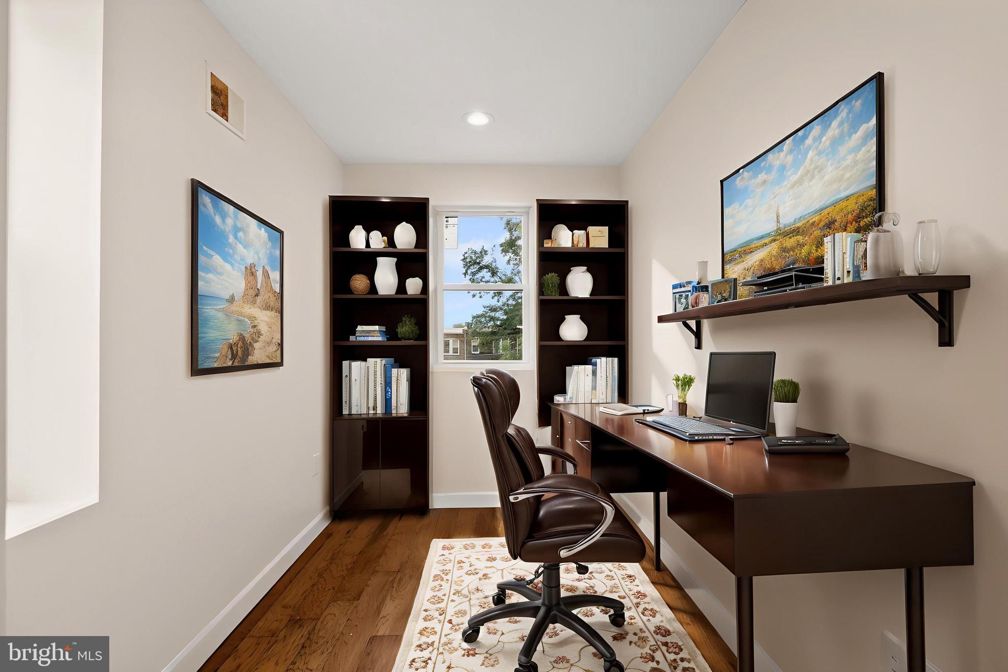 2815 West Cold Spring Lane Baltimore, MD 21215 - Photo 16 of 37 a workspace with furniture