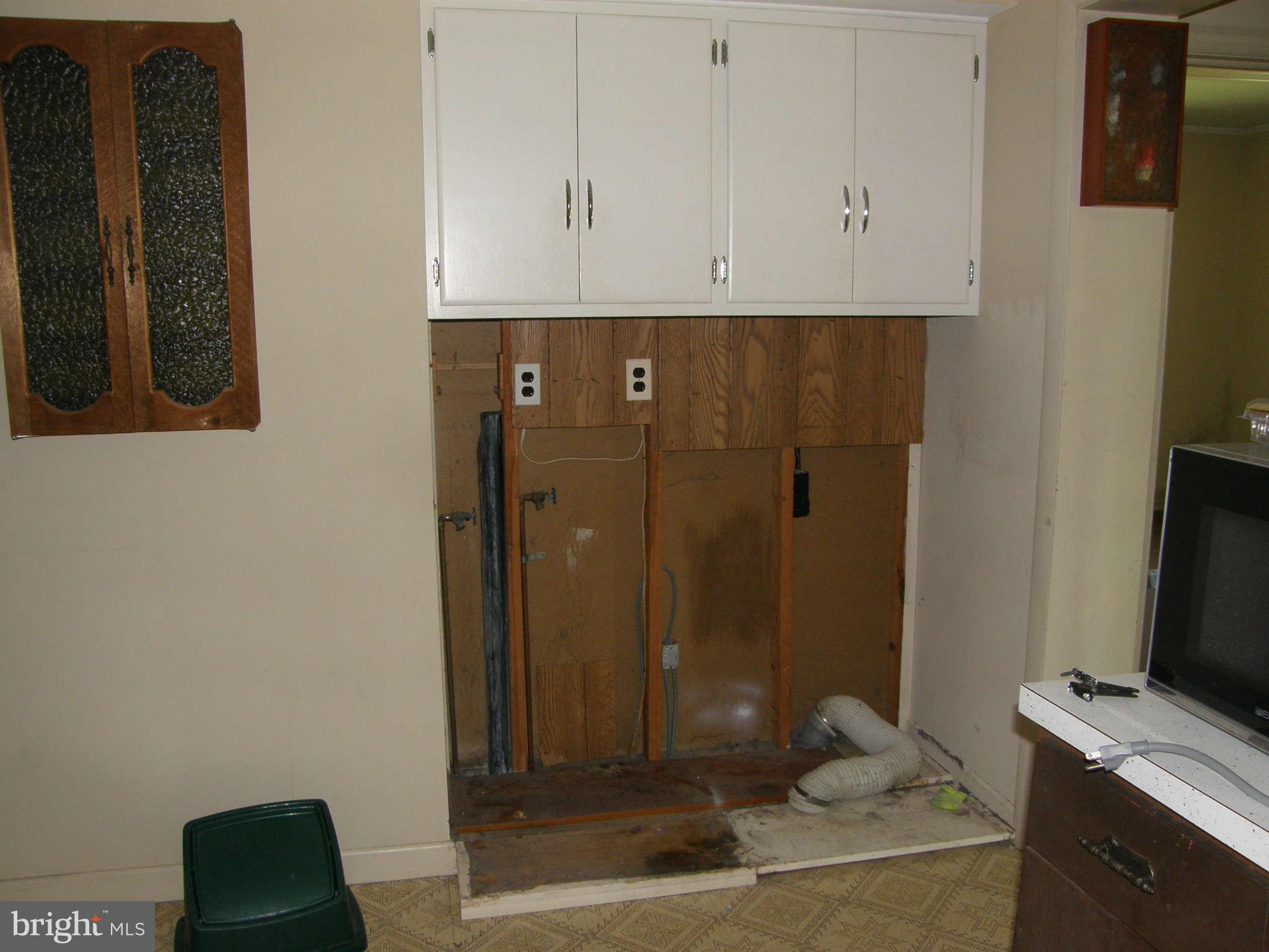 1085 Rodgers Road Churchton, MD 20733 - Photo 13 of 15 Utility Room