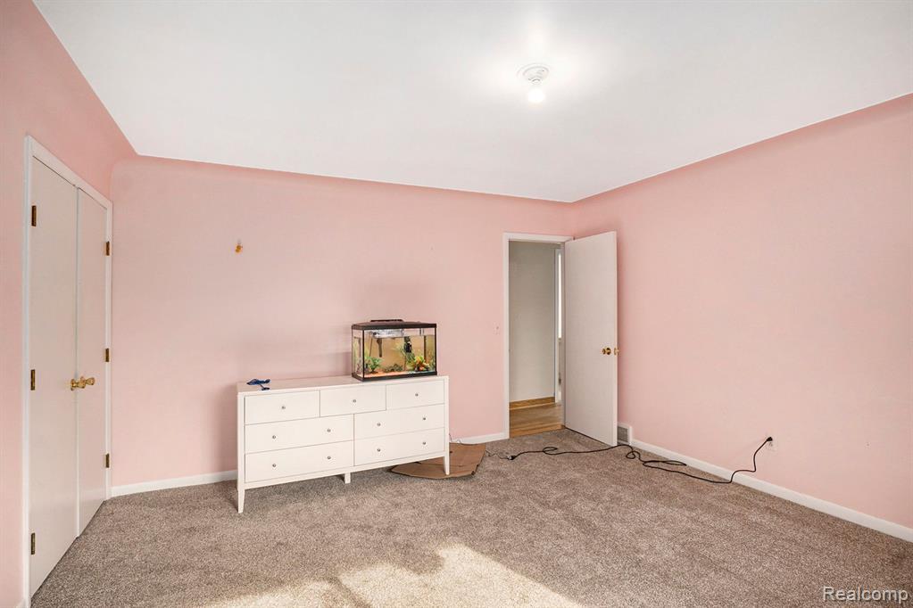 4365 Curtis Road Leonard, MI 48367 - Photo 20 of 31