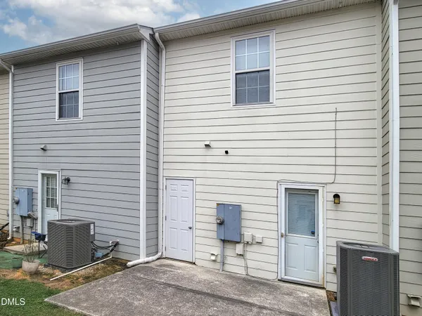 $225,000 | 33 Cheltenham Drive, Clayton, NC 27520