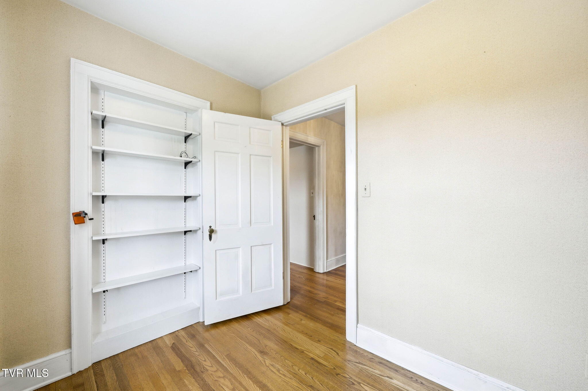 1700 Overhill Road Bristol, VA 24201 - Photo 32 of 50 22-web-or-mls-1700 Overhill Rd-29