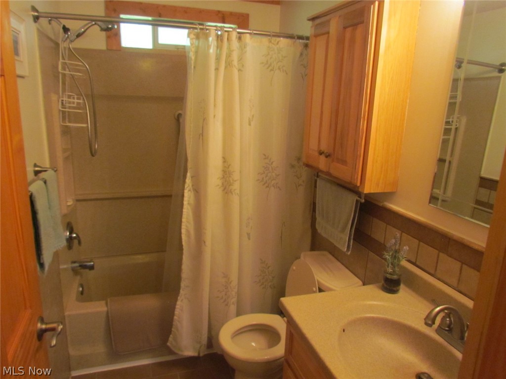 1109 Diver Road Deerfield, OH 44411 - Photo 8 of 14 Gallery Image 8