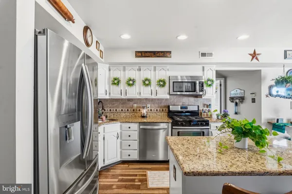 $780,000 | 71 Parry Drive, Hainesport, NJ 08036