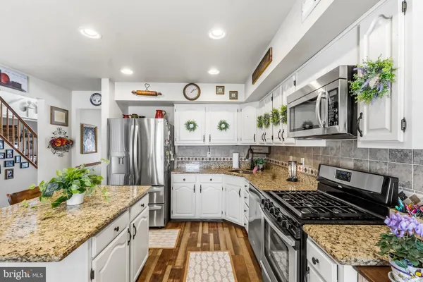 $780,000 | 71 Parry Drive, Hainesport, NJ 08036