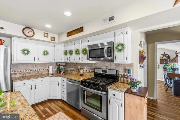 $780,000 | 71 Parry Drive, Hainesport, NJ 08036