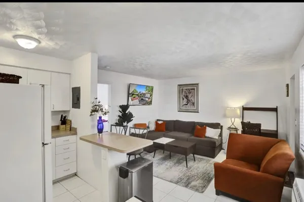 $1,625 | 820 Northeast 16th Avenue, Unit 2, Fort Lauderdale, FL 33304