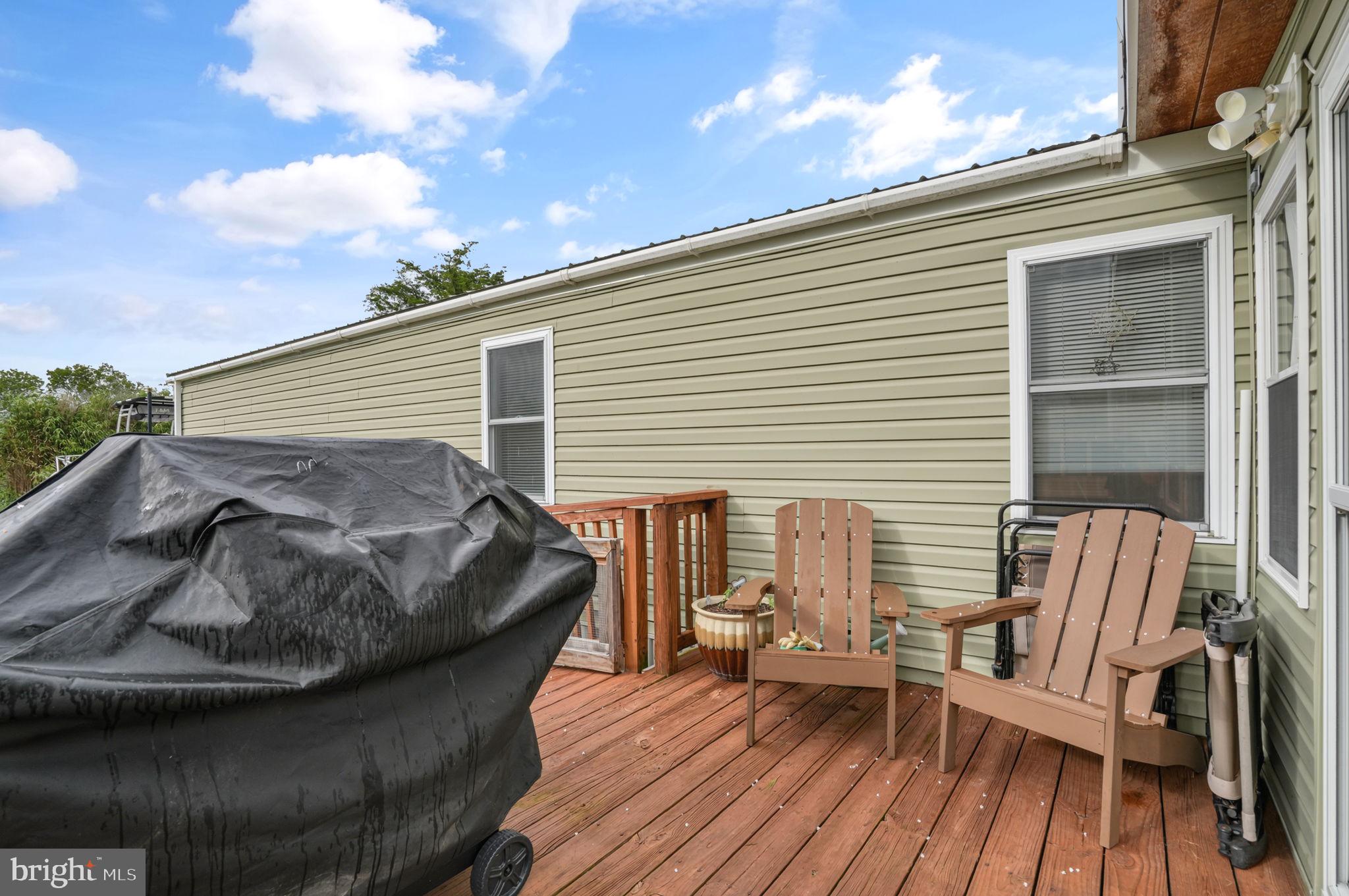 2410 Ridge Road Chincoteague Island, VA 23336 - Photo 6 of 37 Gallery Image 6