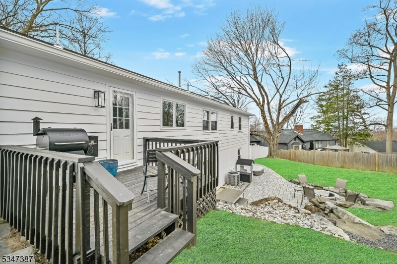 104 Summit Road Sparta, NJ 07871 - Photo 25 of 32