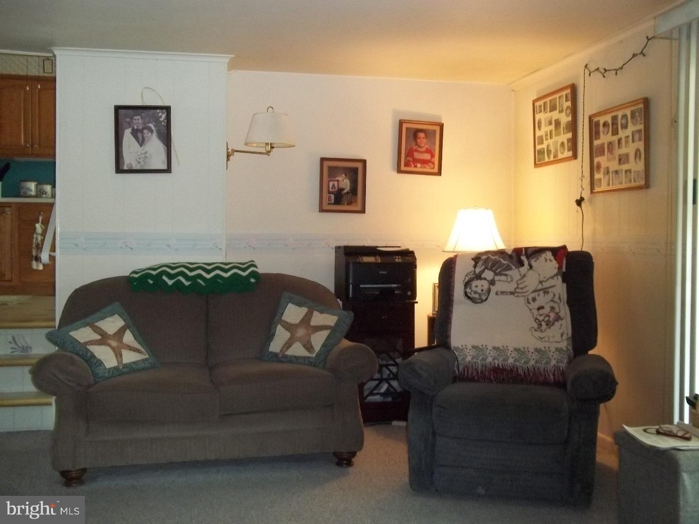 9718 Chapel Road Philadelphia, PA 19115 - Photo 11 of 23 Family Room