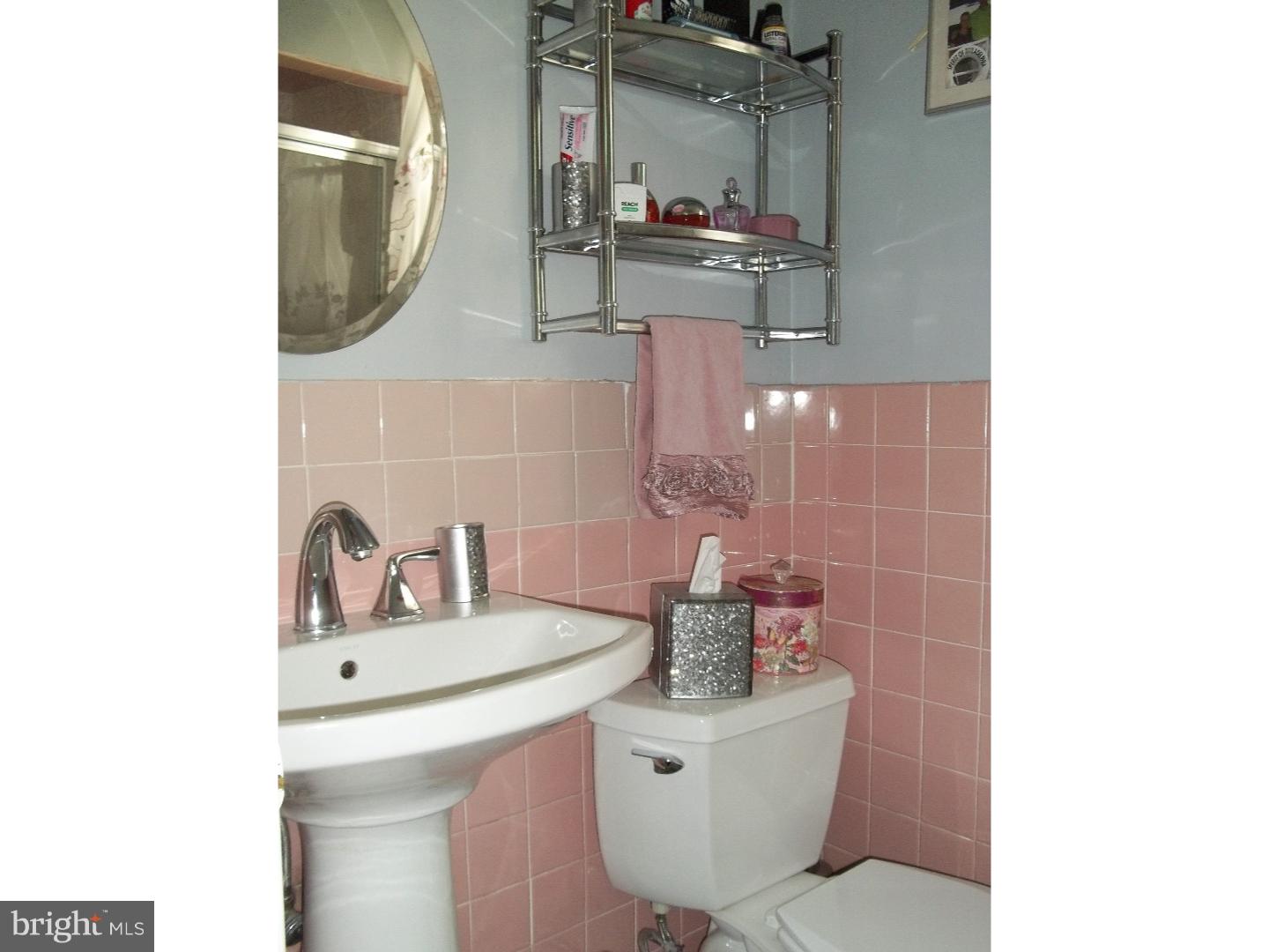 9718 Chapel Road Philadelphia, PA 19115 - Photo 13 of 23 Master Bathroom