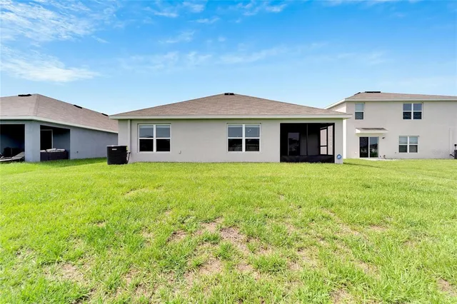 $2,500 | 3724 111th Street East, Palmetto, FL 34221