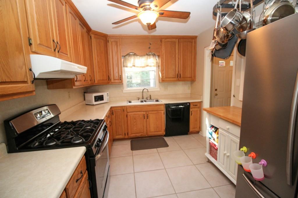152 Coventry Court River Ridge, LA 70123 - Photo 3 of 17