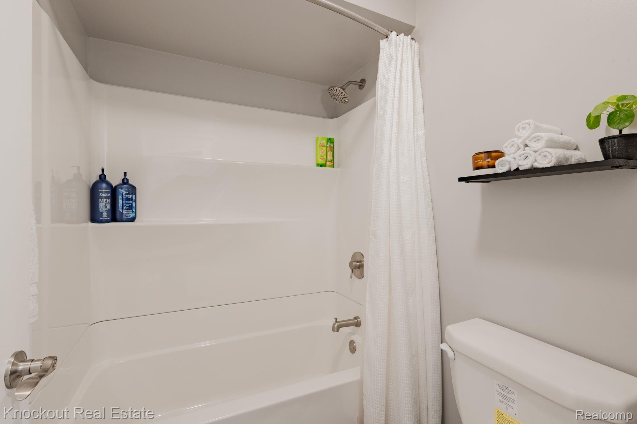 253 Churchgrove Road Frankenmuth, MI 48734 - Photo 28 of 40 Gallery Image 28