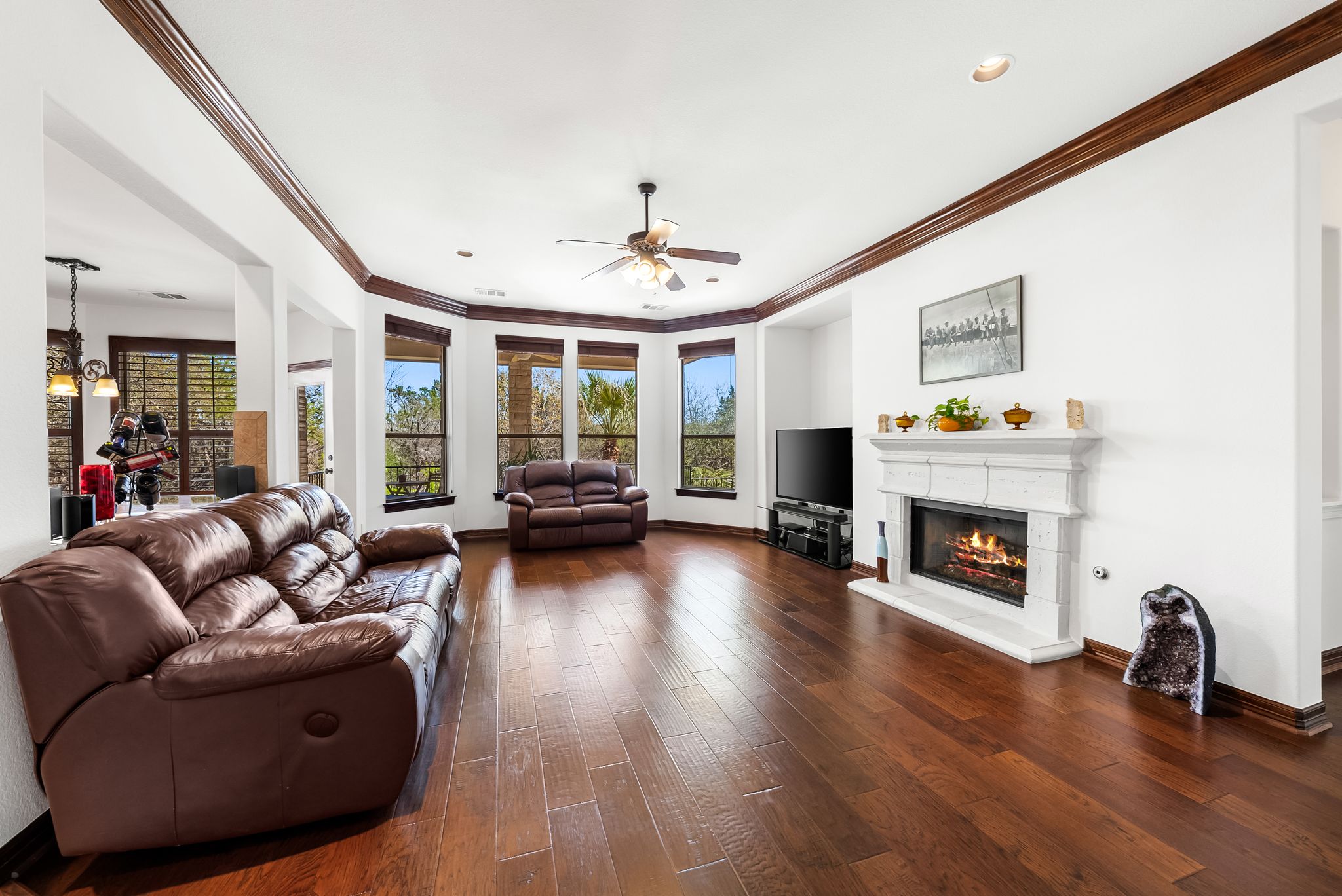 13100 Country Trails Lane Austin, TX 78732 - Photo 7 of 40