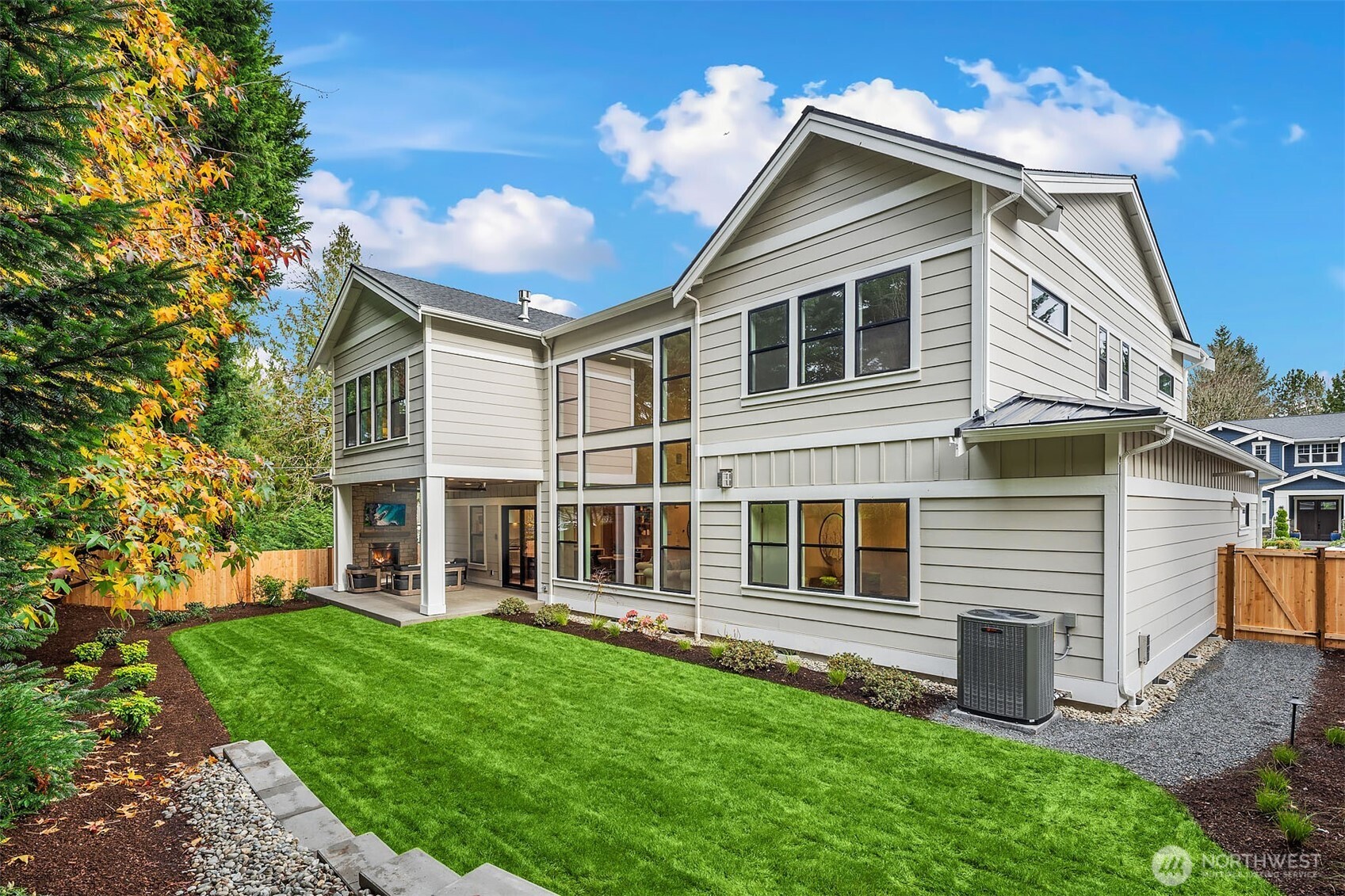 1009 102nd Place Southeast Bellevue, WA 98004 - Photo 31 of 36