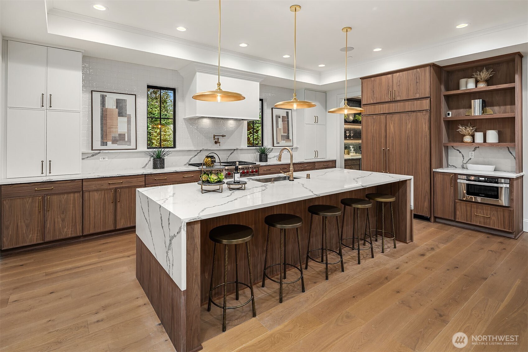 1009 102nd Place Southeast Bellevue, WA 98004 - Photo 8 of 36