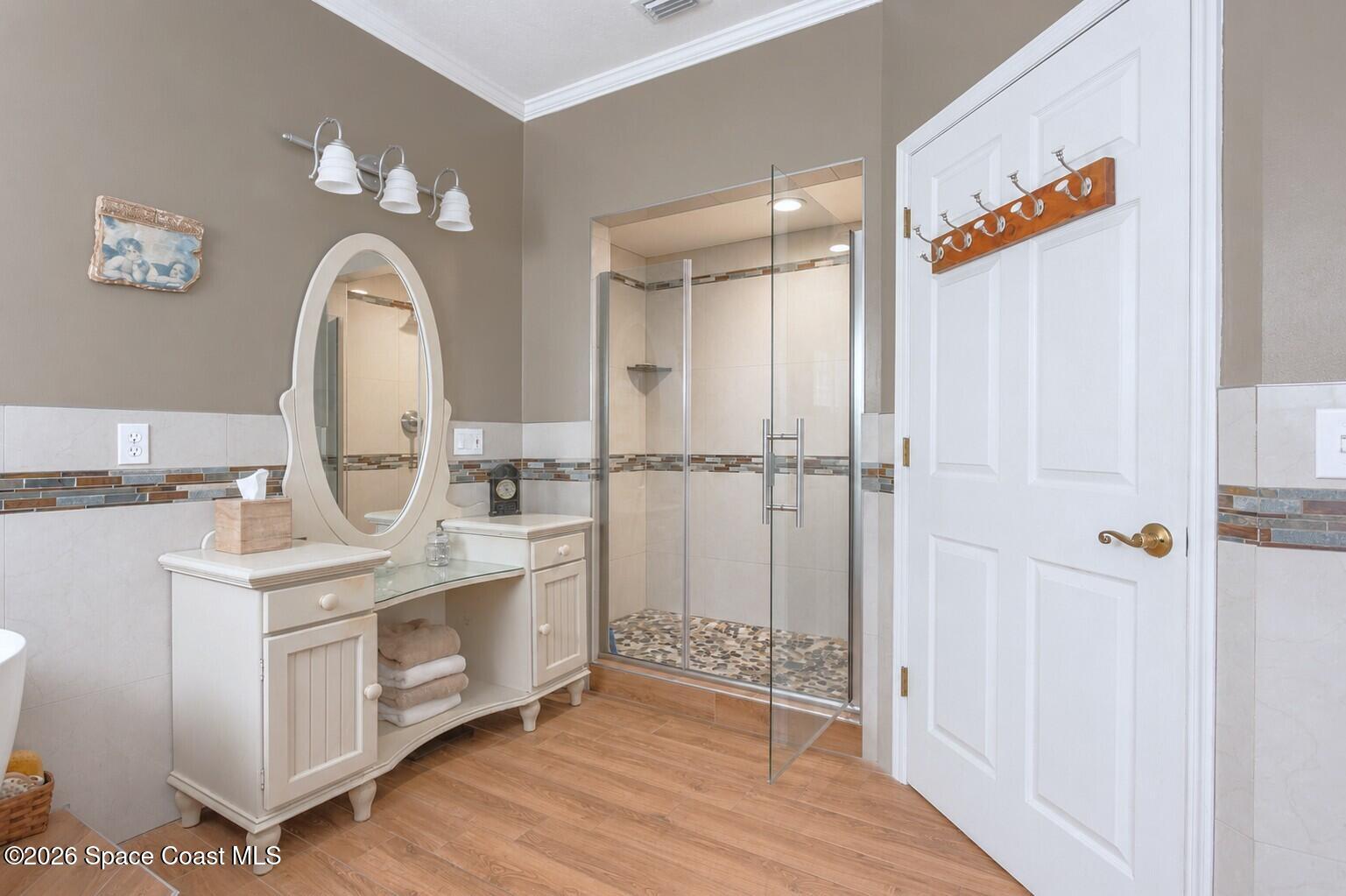 3501 Samuel Place Melbourne, FL 32934 - Photo 28 of 70 Primary Vnity 2-1