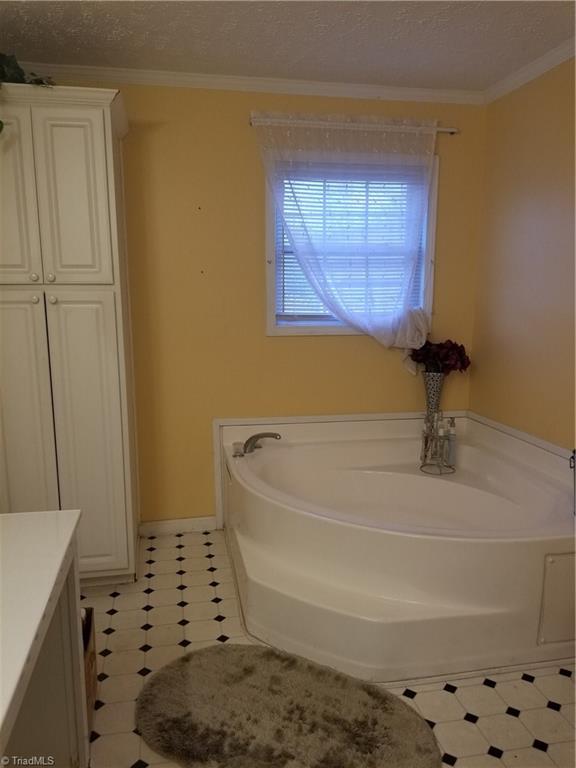 6817 Dresden Road High Point, NC 27263 - Photo 12 of 15 Gallery Image 12