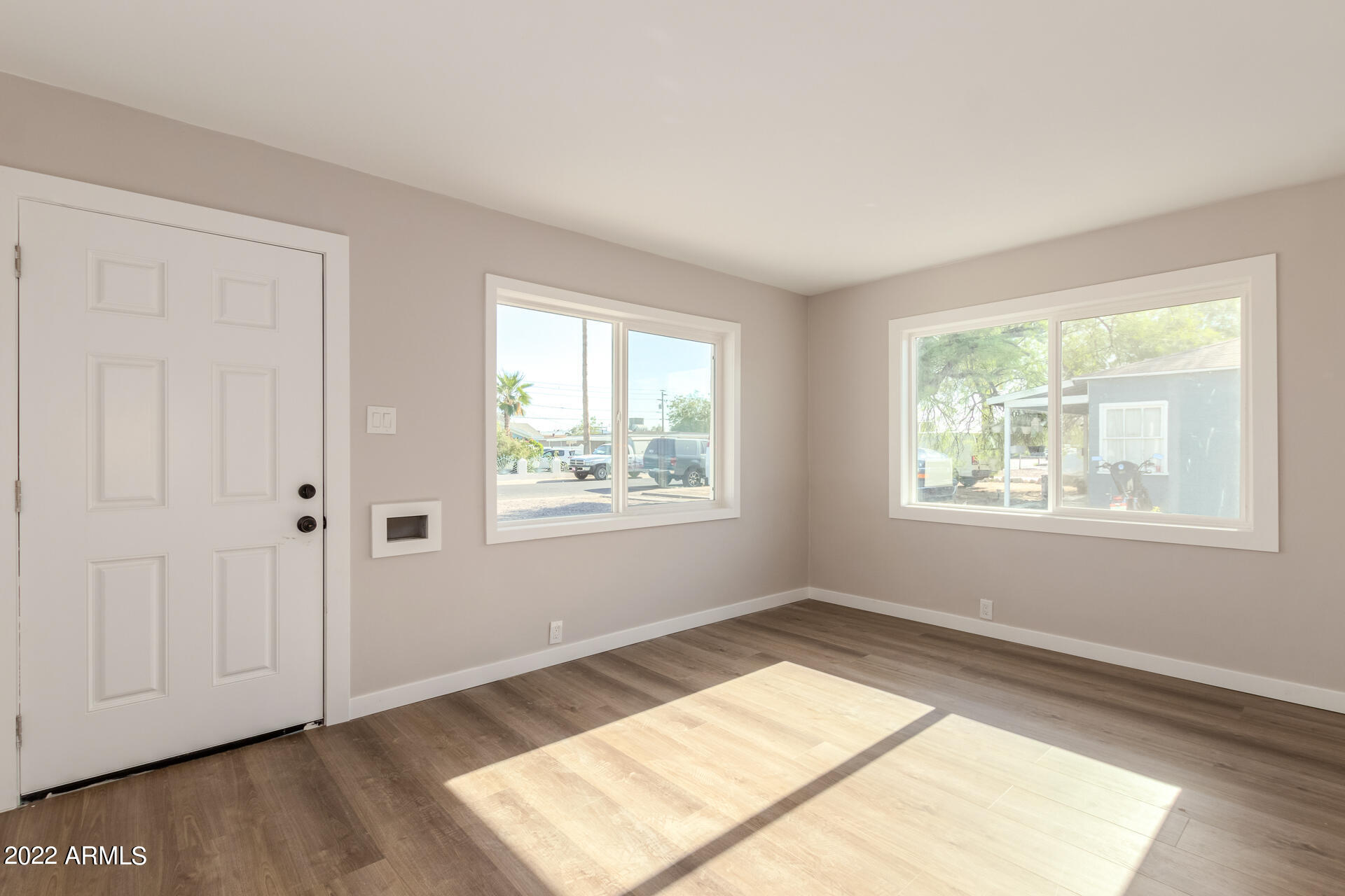 2006 West Monte Vista Road Phoenix, AZ 85009 - Photo 7 of 18 08-Monte Vista