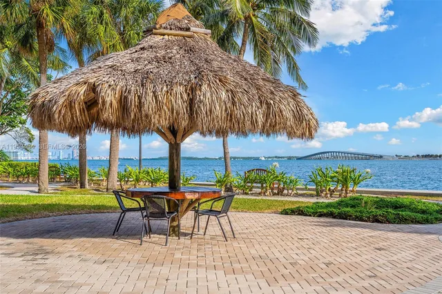 $1,195,000 | 2451 Brickell Avenue, Unit 14D, Miami, FL 33129