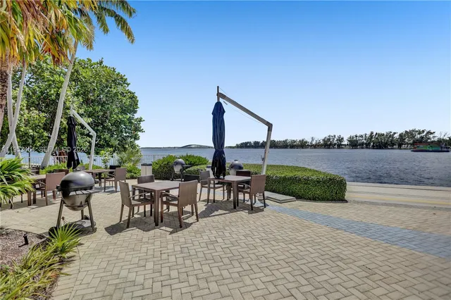 $1,195,000 | 2451 Brickell Avenue, Unit 14D, Miami, FL 33129
