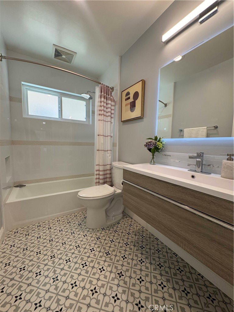 30902 Rue De La Pierre Rancho Palos Verdes, CA 90275 - Photo 48 of 66 4th share bathroom