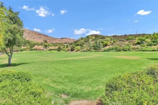 $1,165,000 | 1079 Powderhorn Court, Oak Park, CA 91377