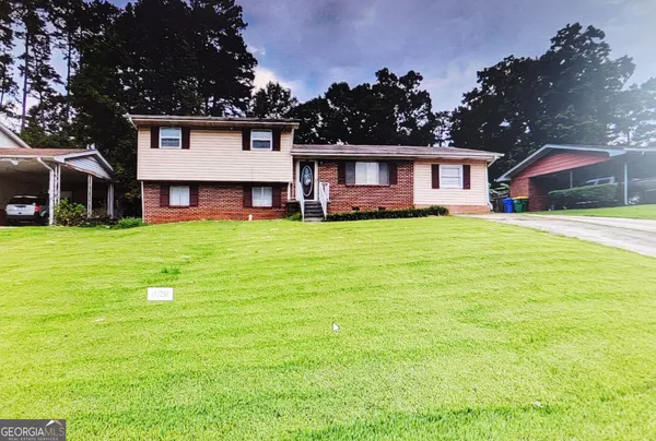 $265,000 | 6052 Pinecreek Road, Forest Park, GA 30297