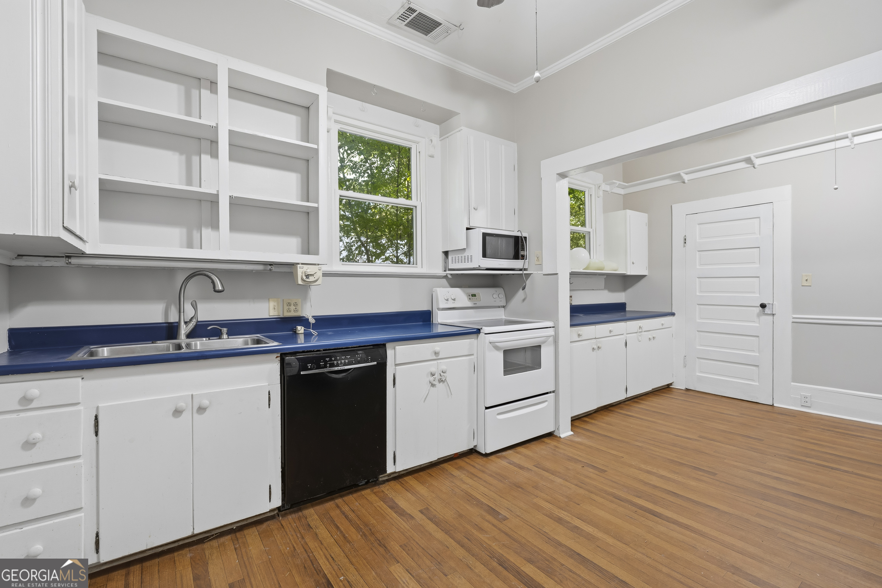 202 Everett Square Fort Valley, GA 31030 - Photo 37 of 48