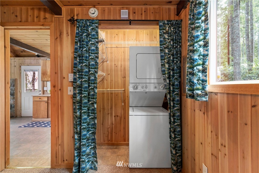 260 Northeast Raintree Lane Tahuya, WA 98588 - Photo 16 of 35 Gallery Image 16